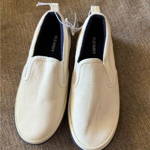Old Navy Brand, White Slip-On Sneakers, Little Boys size 11, NWT